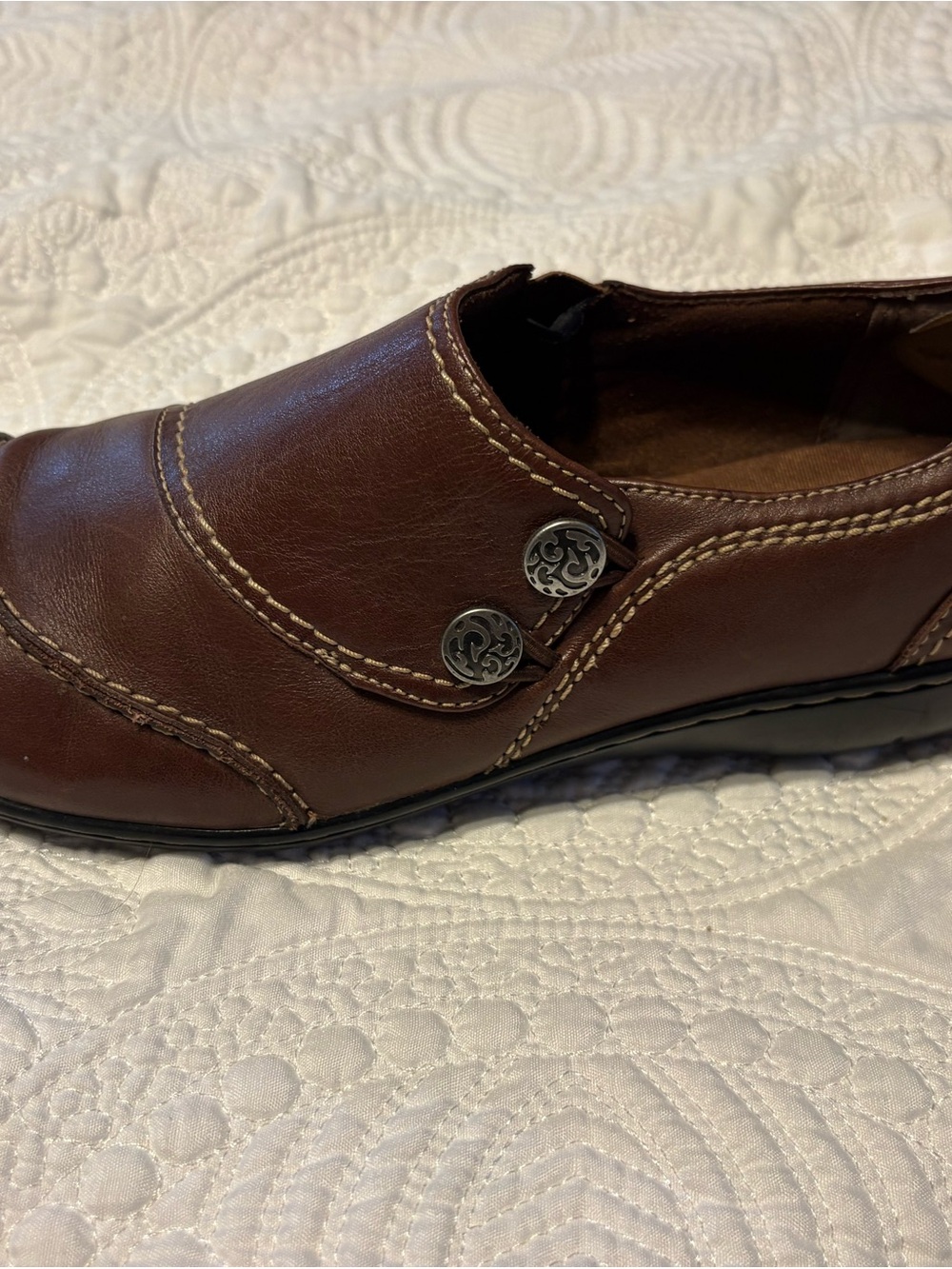 Clarks Brown Leather Slip-On Loafers Women’s Size 10 Comfort Casual Shoes - Picture 5 of 5